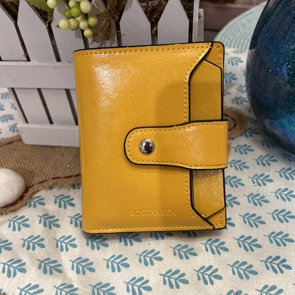NWOT Bostanten Gold/Yellow Camel Leather Bifold Wallet with Zipper Coin Pocket - Picture 1 of 7